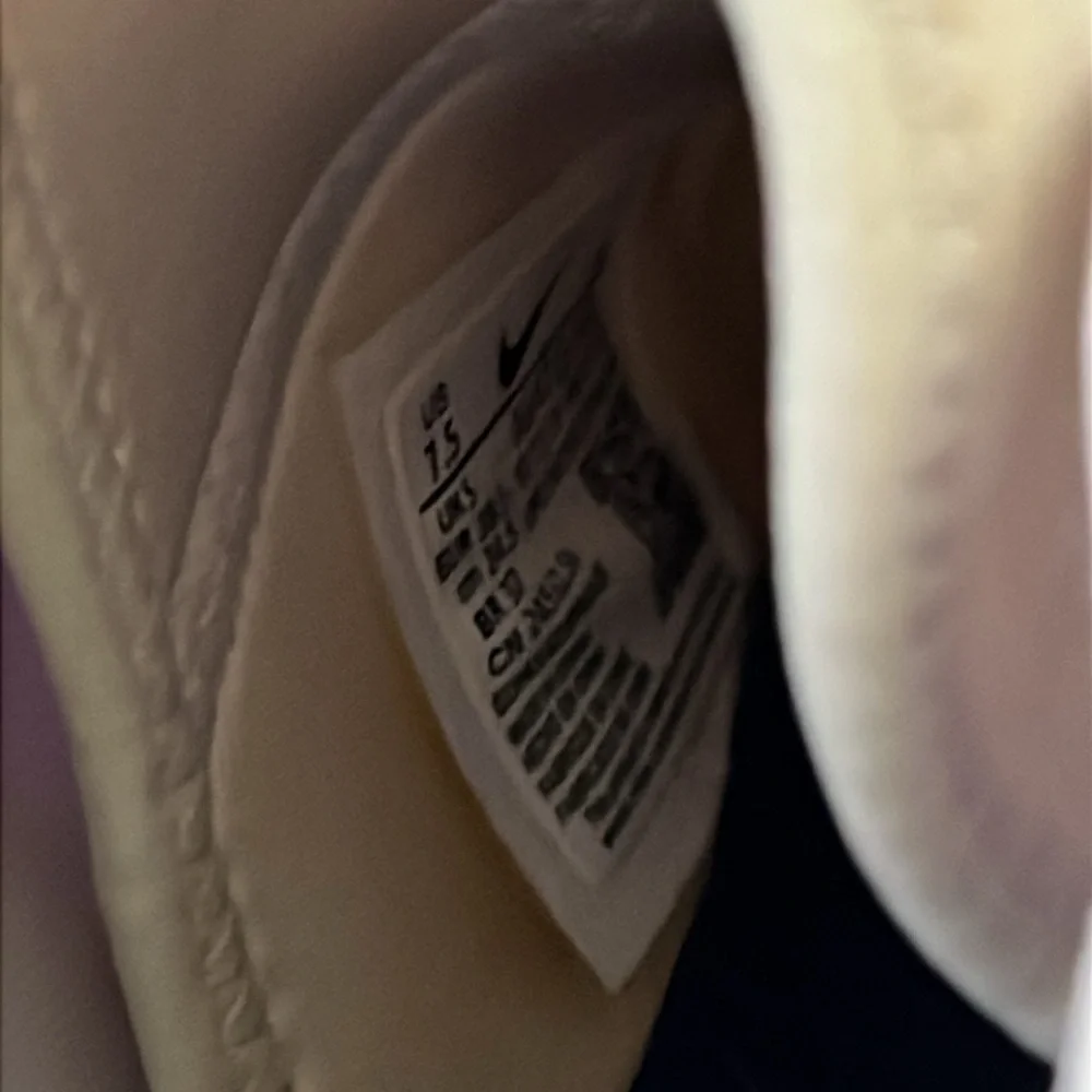 NIKE Flare 2 Hard Court Shoe 7.5 - Picture 3 of 8